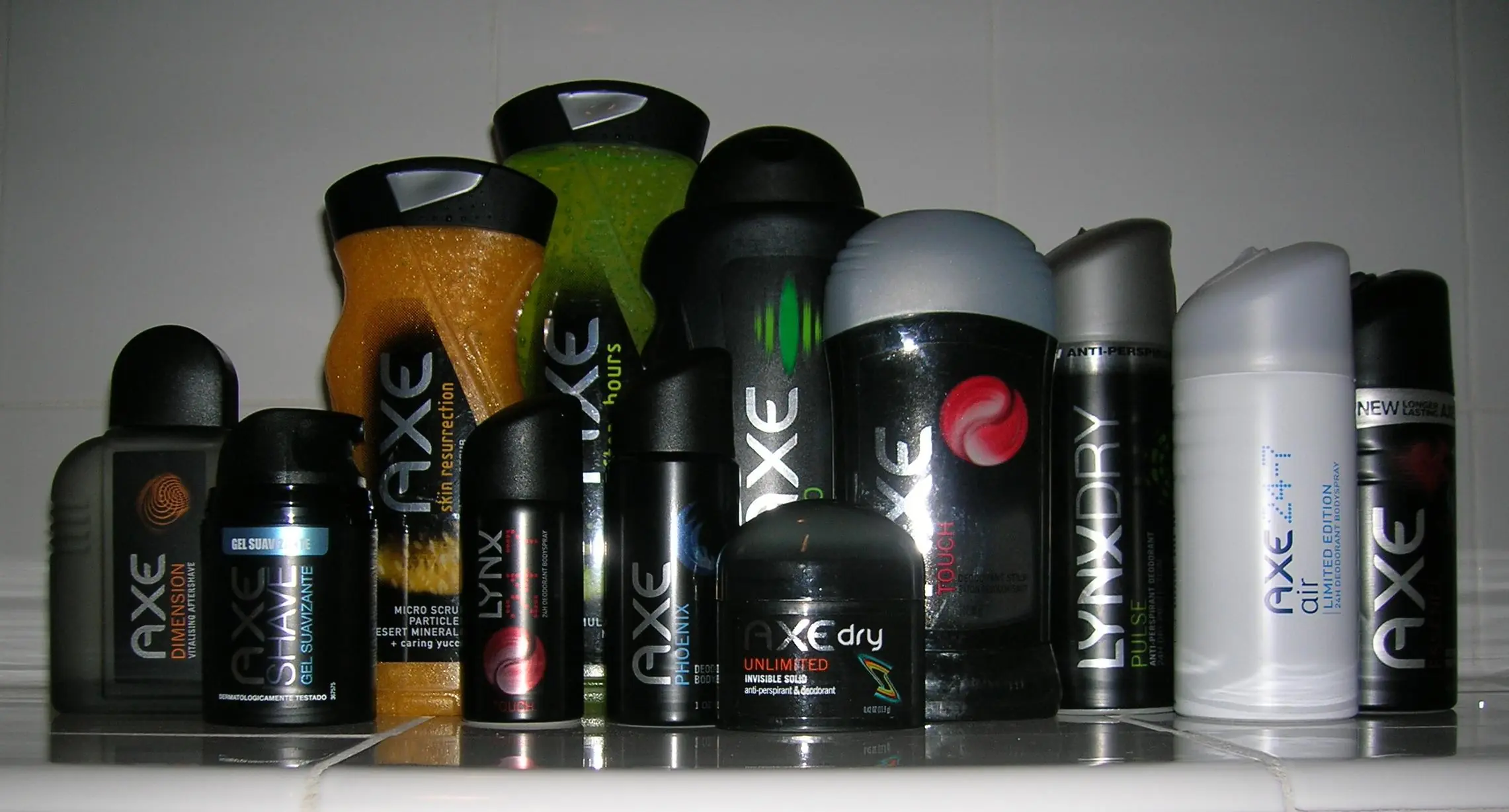 Demanda por incumplimiento del "Efecto AXE" [ M