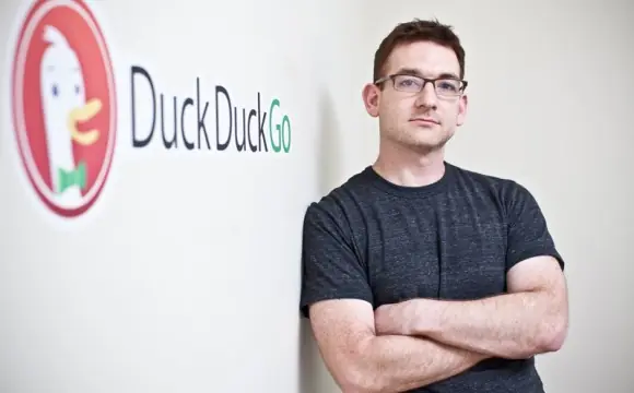 DuckDuckG: El que busca pero no espía