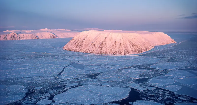 Islas Diomedes, donde empieza y termina el mundo