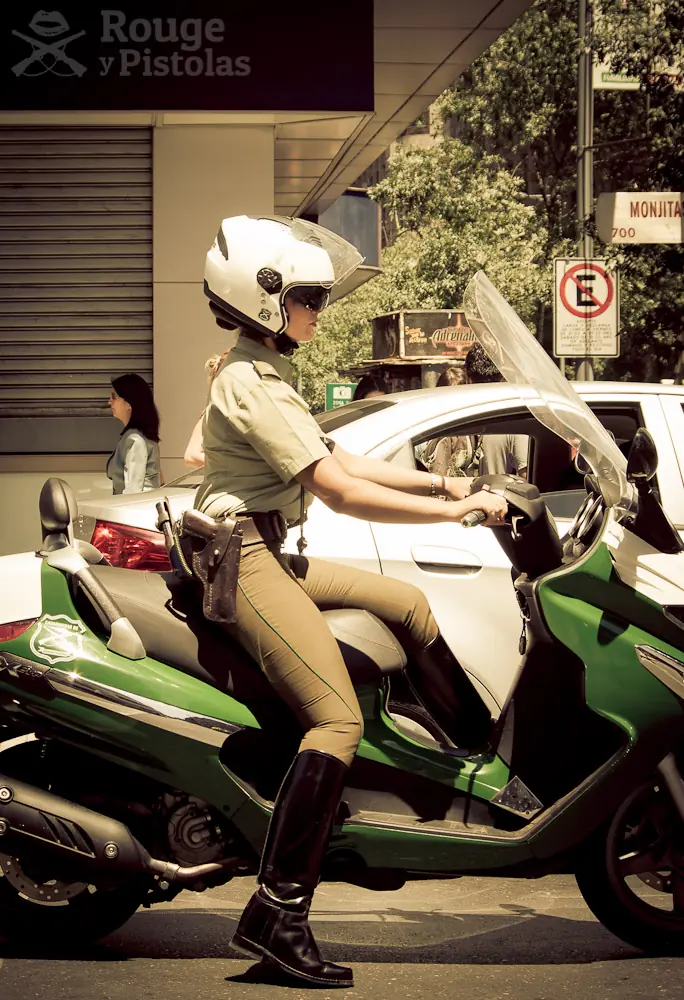 carabineras de chile