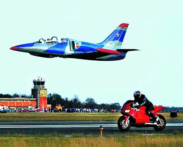 6 motos