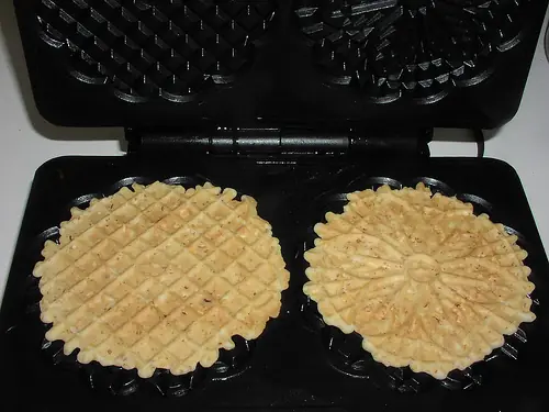 Receta de los Pizzelle!