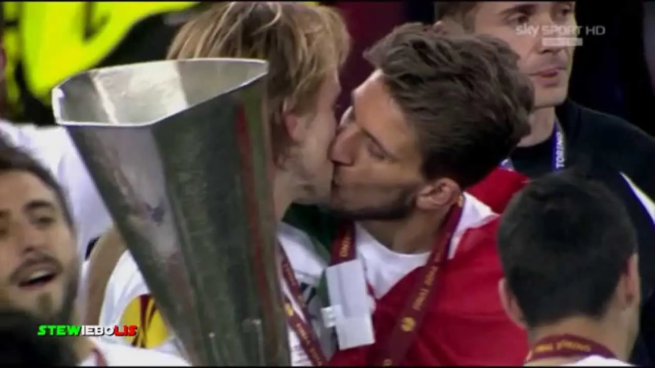 Jugadores a los Besos