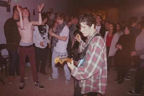 El rock no ha muerto, falacia ad hominem