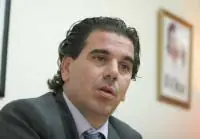 Pro: "Si tengo que defender a Magnetto y a Clarín lo v