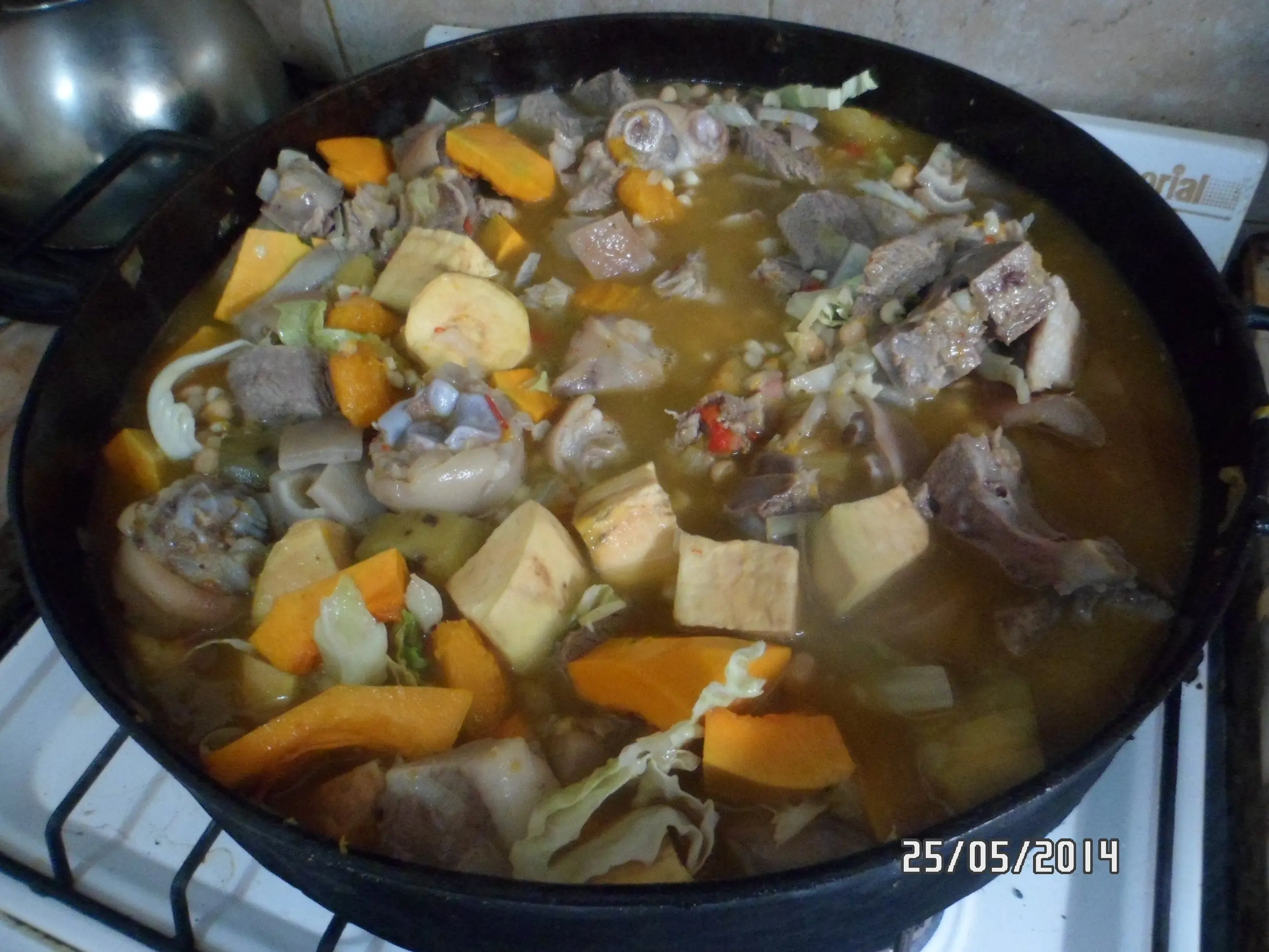 Locro al disco con Sexo, Drogas y Rock & Roll. Fotorrece
