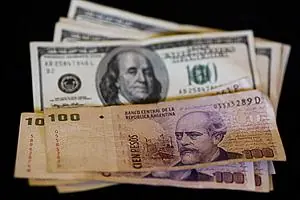 El dólar que nunca tendrás hoy subió a $ 8,06