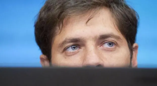 Kicillof cacarea en público pero negocia allá con el FMI