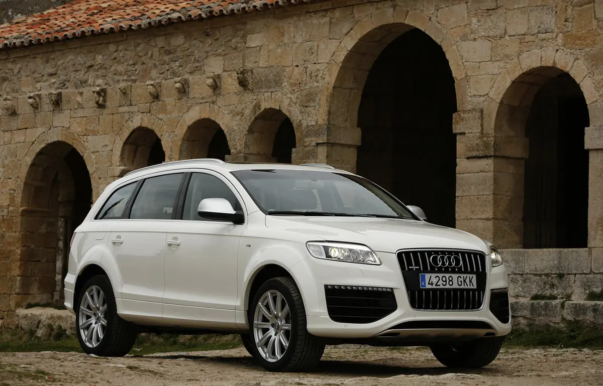 Audi Q7 V12 TDI quattro ~ Diesel de 500 Caballos