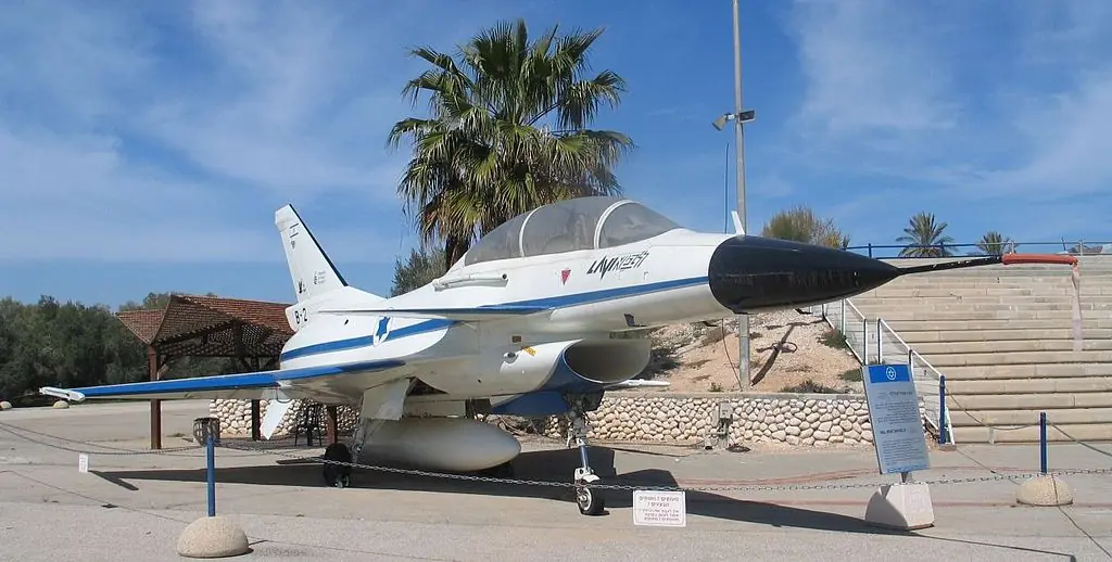 aviones que quedaron en el olvido - sexta parte