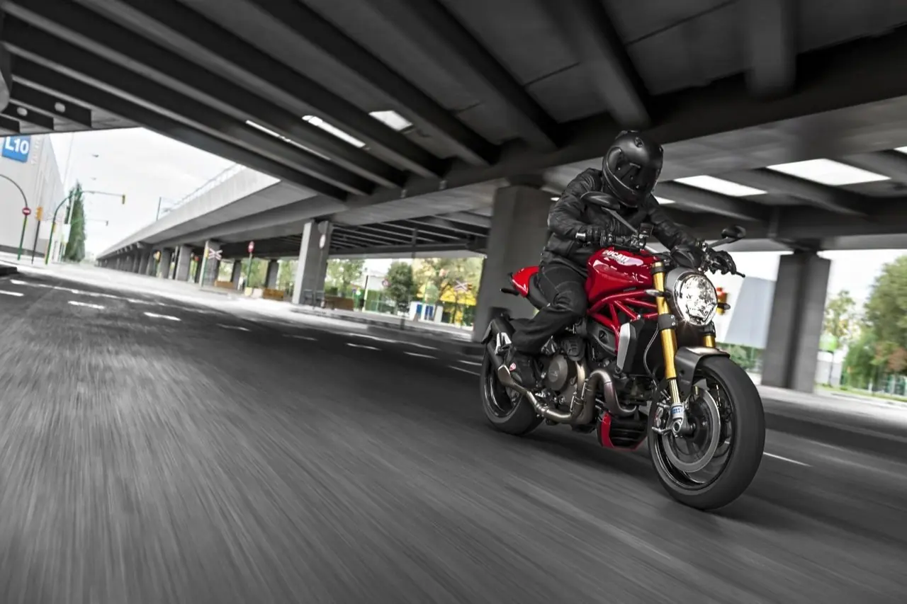 Ducati Monster 1200 y 1200S, en honor a la leyenda