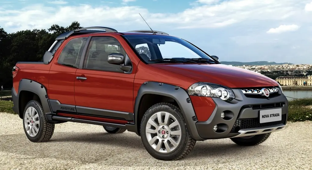 Fiat muestra la nueva Strada de 3 puertas