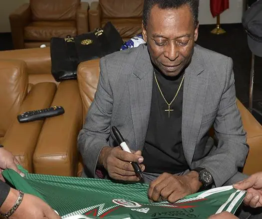 ¡Ilusión! Pelé mueve a los mexicanos a pensar en la final