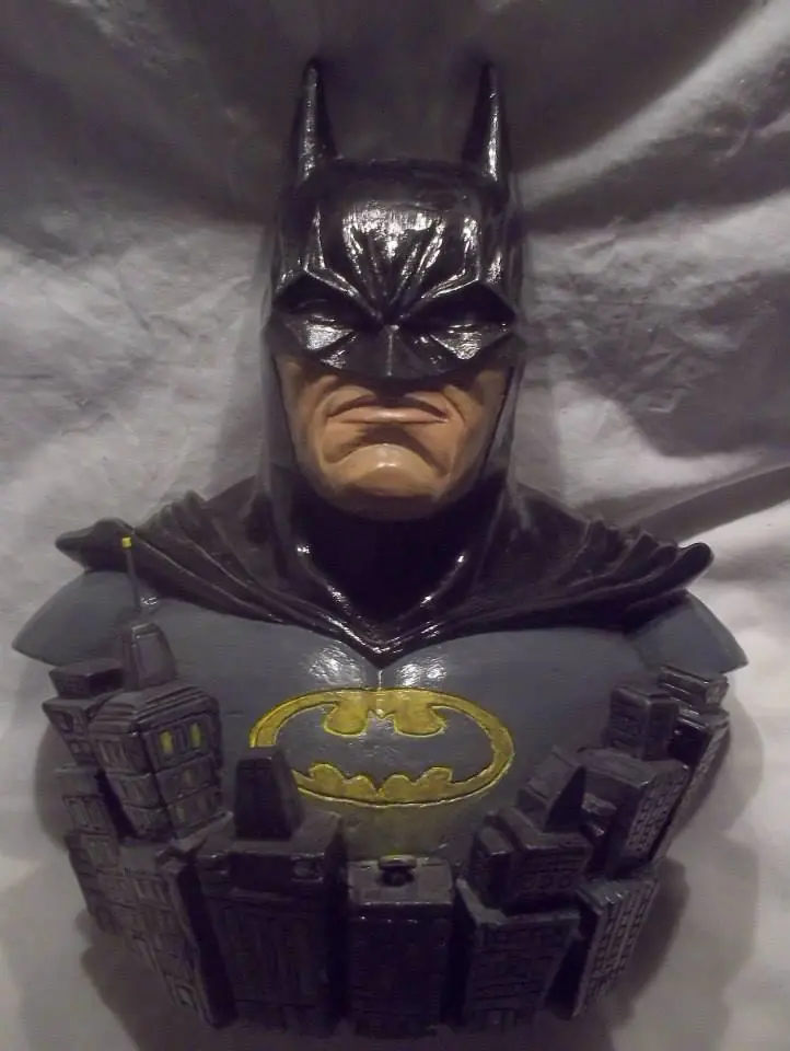 Escultura de Batman