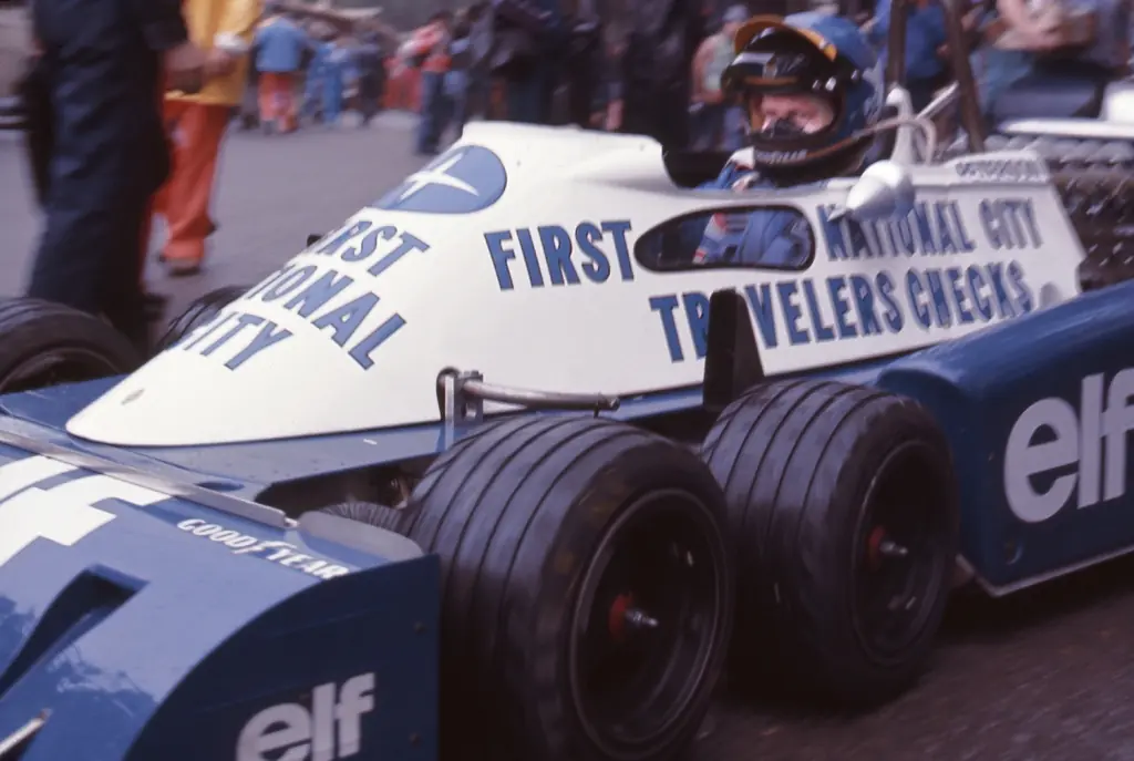 1976