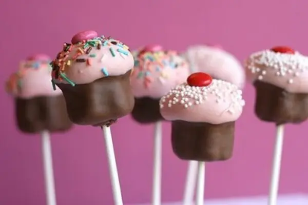 Sabrosos y divertidos, ¡Pop Cakes!