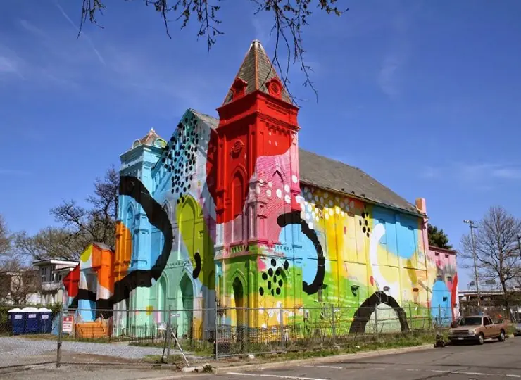 De iglesia abandonada a obra de arte
