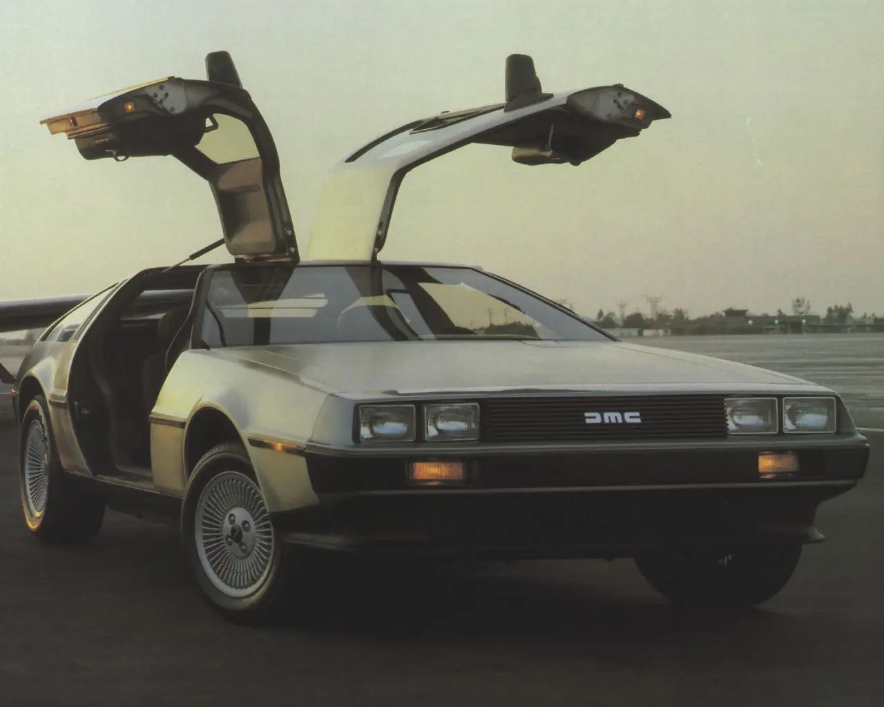 Delorean DMC-12,¿Lo viste en el Futuro,o el pasado?