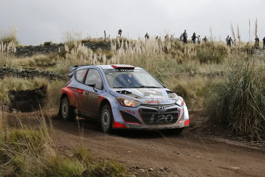 Jari-Matti Latvala ganó el Rally Argentina 2014