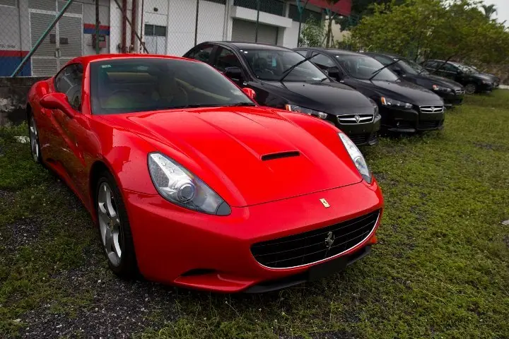 Ferrari California (nueva galeria de imagenes)