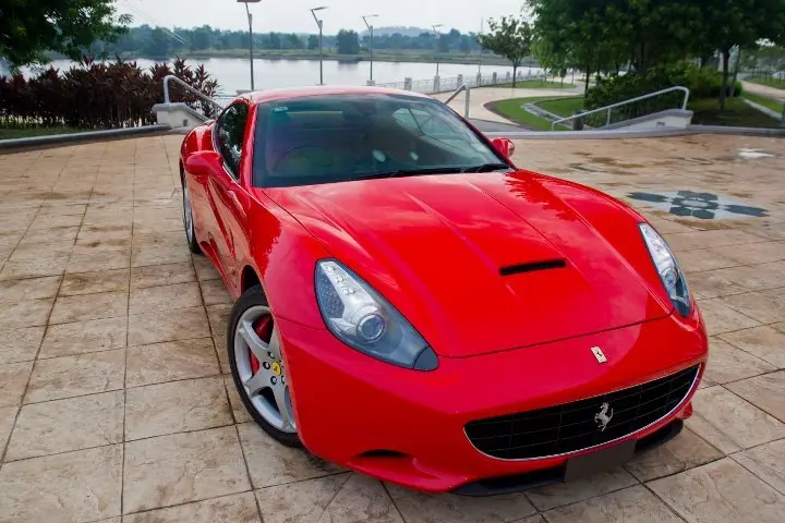 Ferrari California (nueva galeria de imagenes)