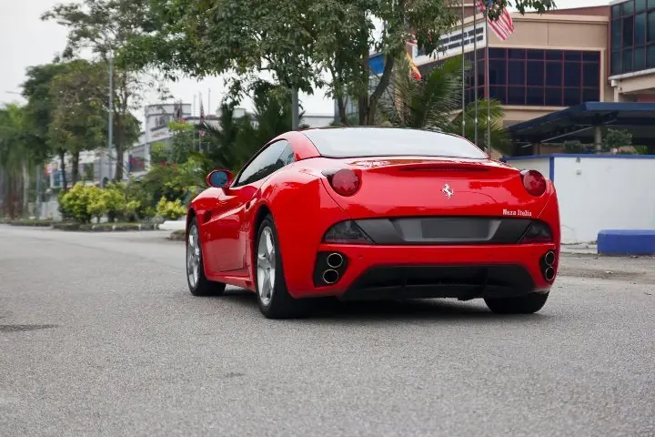 Ferrari California