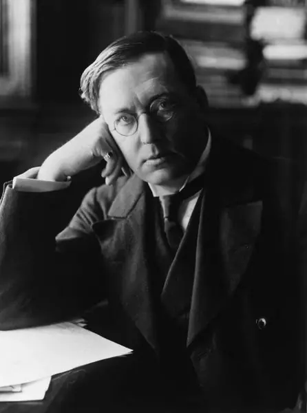 M. R. James - Hacedor de fantasmas