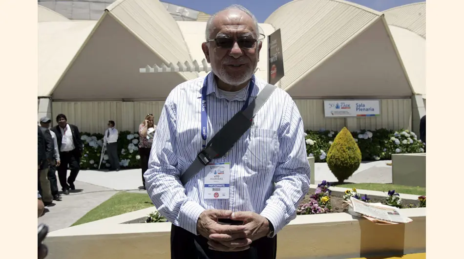 peruanos