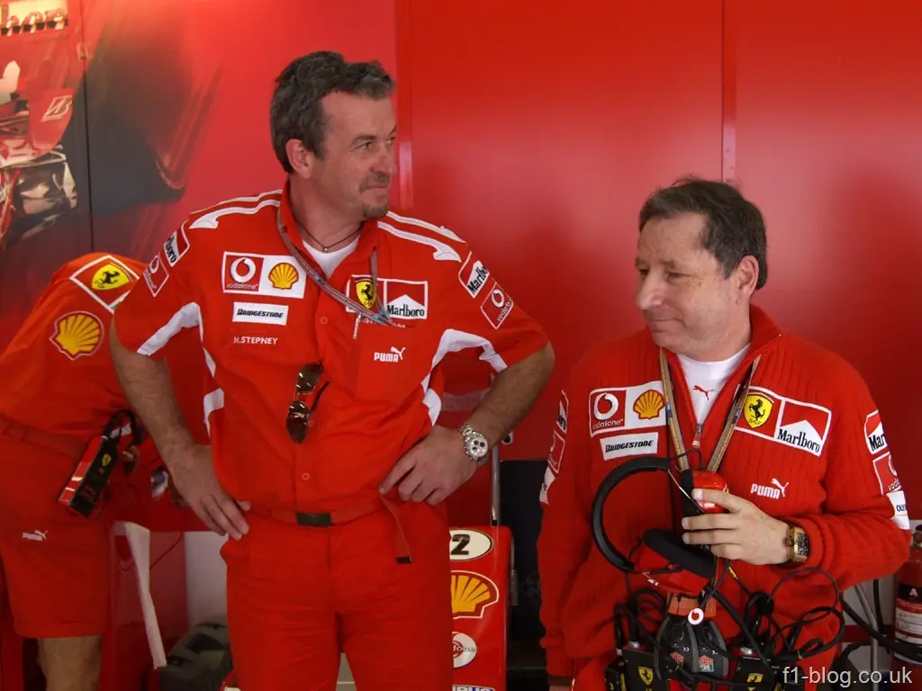 Nigel Stepney, exmecánico de Ferrari, fallece en accidente