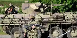 Emboscadas y enfrentamientos generalizados en Donetsk y Luga