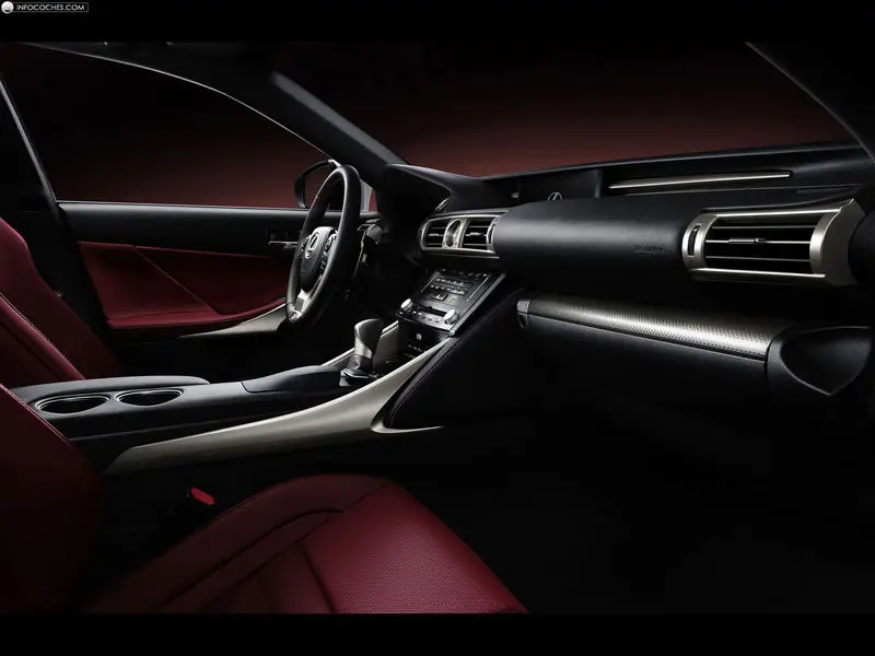 Lexus IS F Sport. (2014)