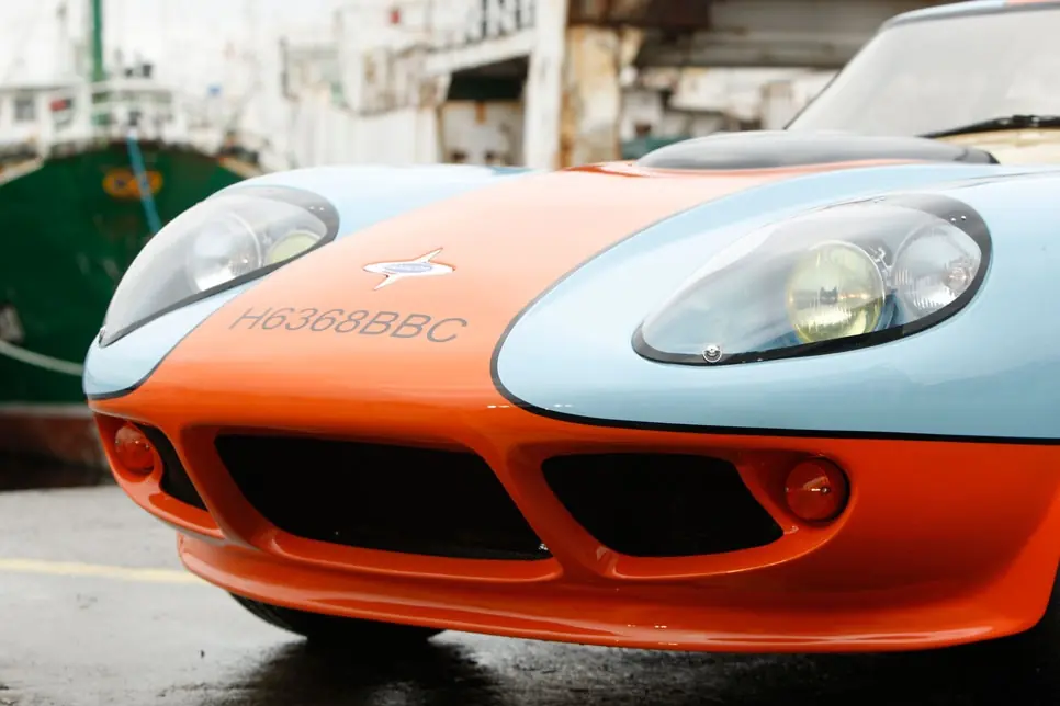 Marcos GT3000 V6, deportivo a la carta