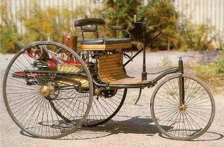 el primer automivil del mundo