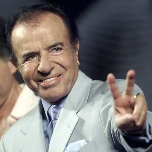 Finalmente, Menem se presentó en tribunales por la causa Ar