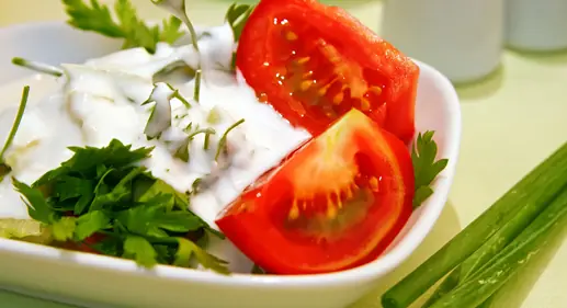 Ensalada de Perejil con salsa de activia