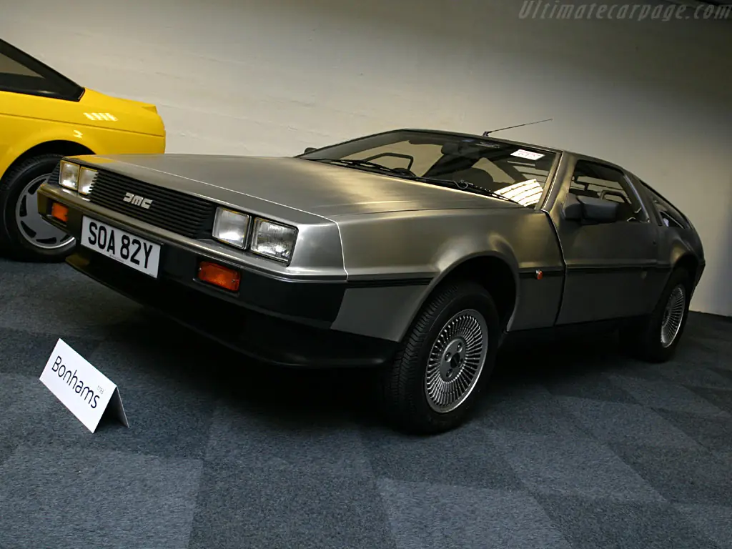 DeLorean DMC-12 el post que hoy esperaba.[Info]+[Fotos]