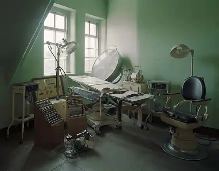 “Asylum”, de Chris Payne.