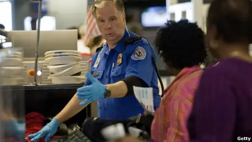 Los chistes que no se pueden hacer en un aeropuerto de EE.UU