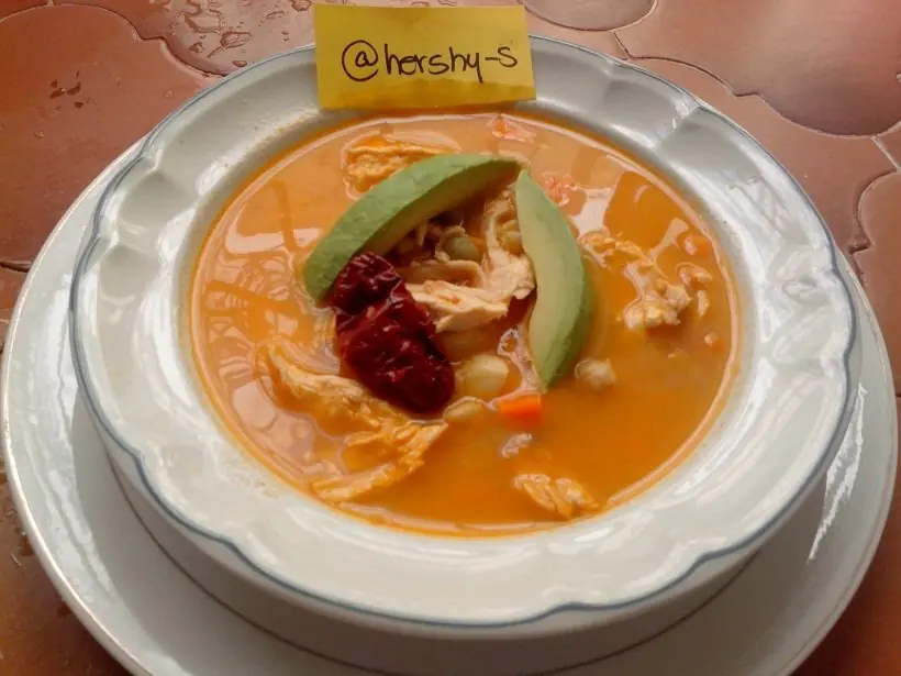 Caldo tlalpeño-Cocina Mexicana