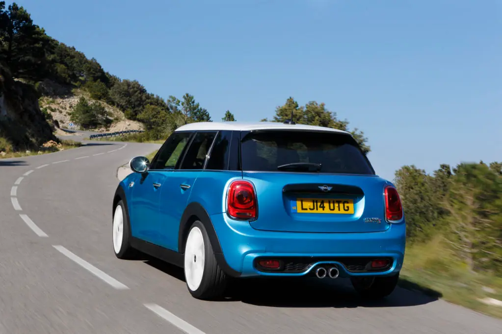 MINI 5 puertas