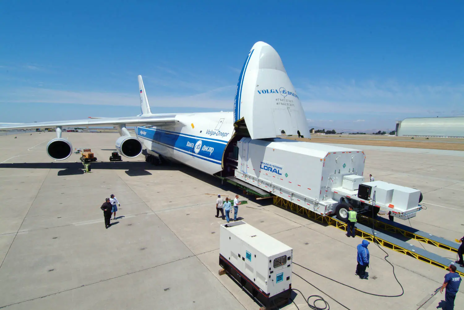 Ovni I + El avion mas grande del mundo (Ruso ) en Jujuy