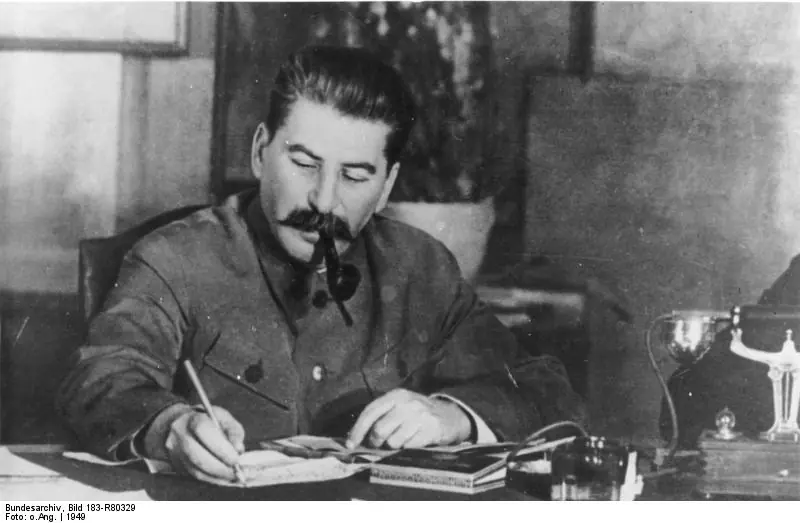 Cómo escribir cartas a los militares.
