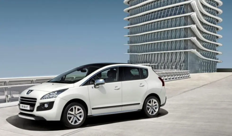Peugeot comercializa el primer híbrido turbodiésel del mun