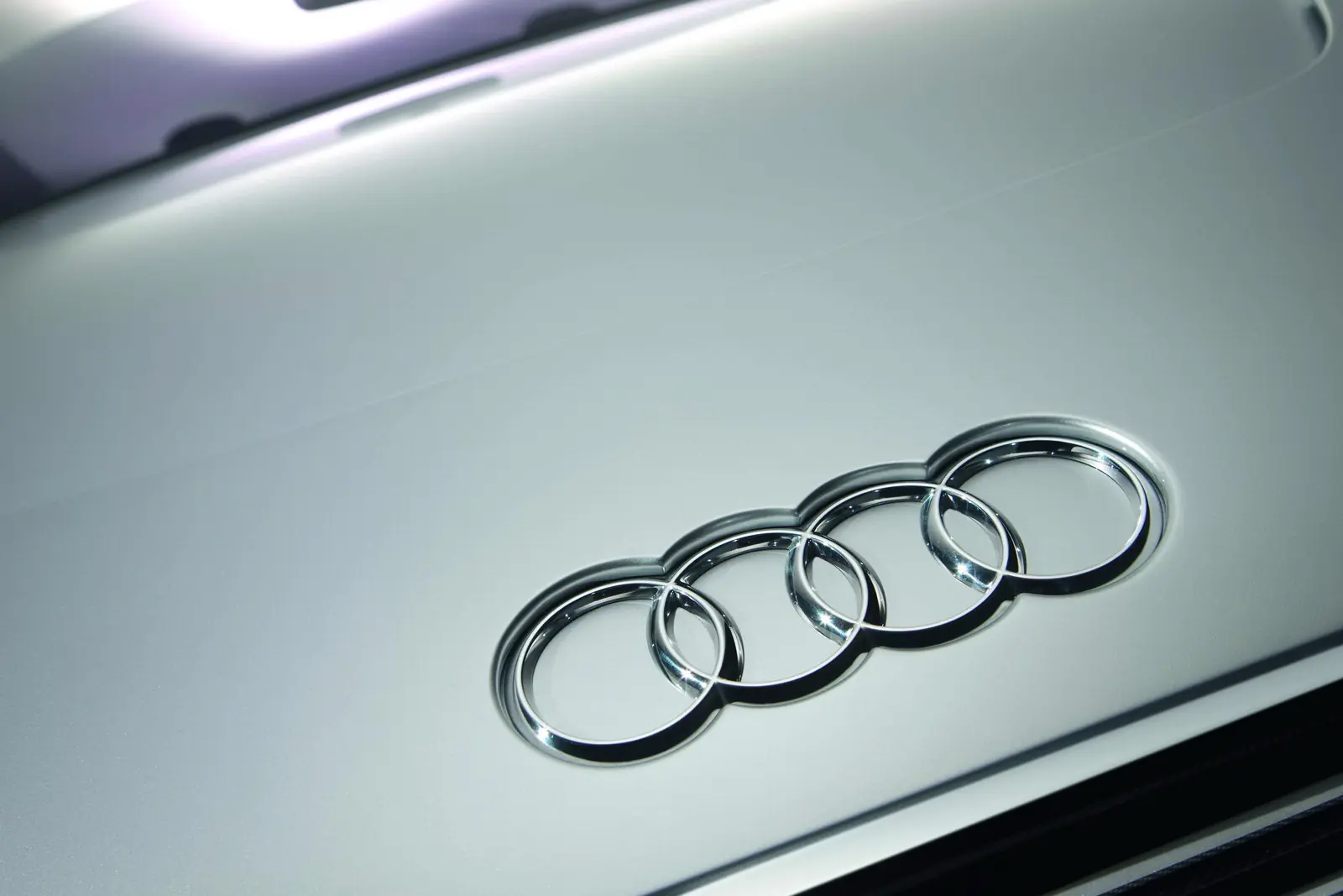 R8