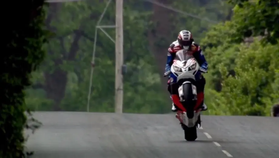 Si te gustan las motos y la Isla de Man Entra!!
