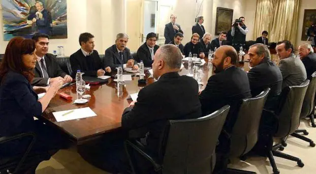 Lunes clave para la batalla de los 10 gobernadores petrolero