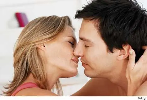 Historia del Beso y su relación con el vino