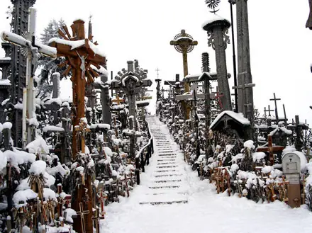 Colina de las Cruces en Siauliai, Lituania.