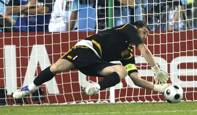 iker casillas el mejor arquero del mundo