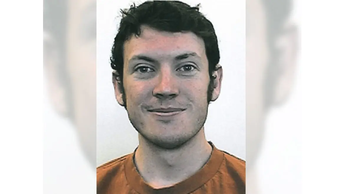 Éste es James Holmes, el asesino del cine